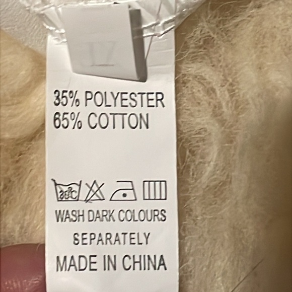 Free!!! Bundle of 3 new peasant crop tops - Picture 10 of 11